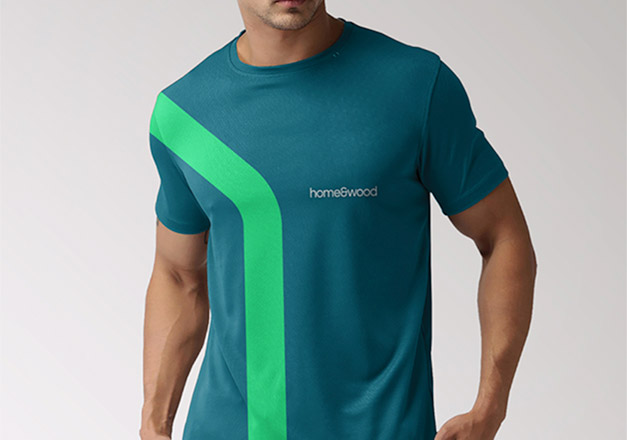 蓝绿色的T恤.jpg