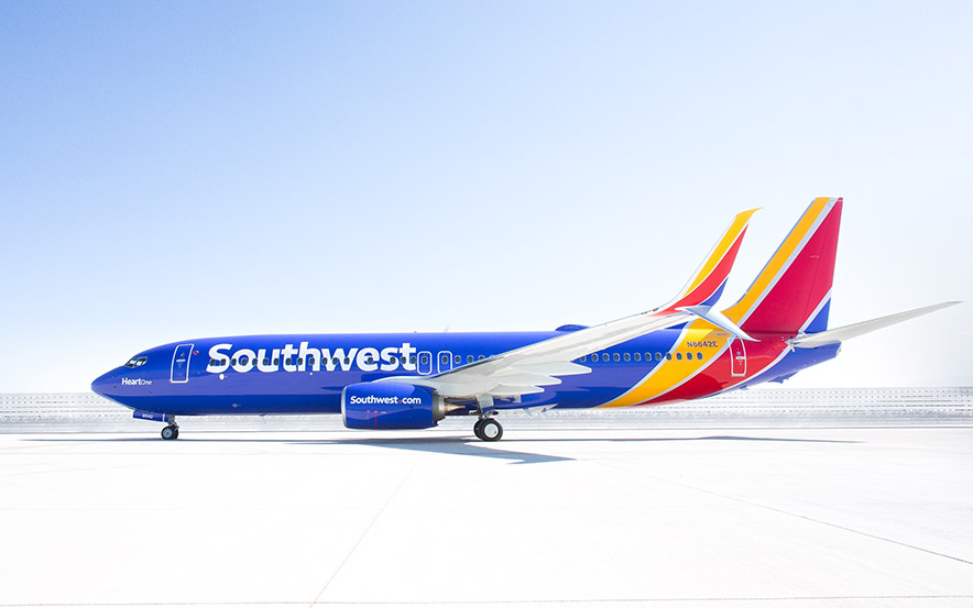 美国西南（Southwest-Airlines）航空公司飞机机身VI设计.jpg