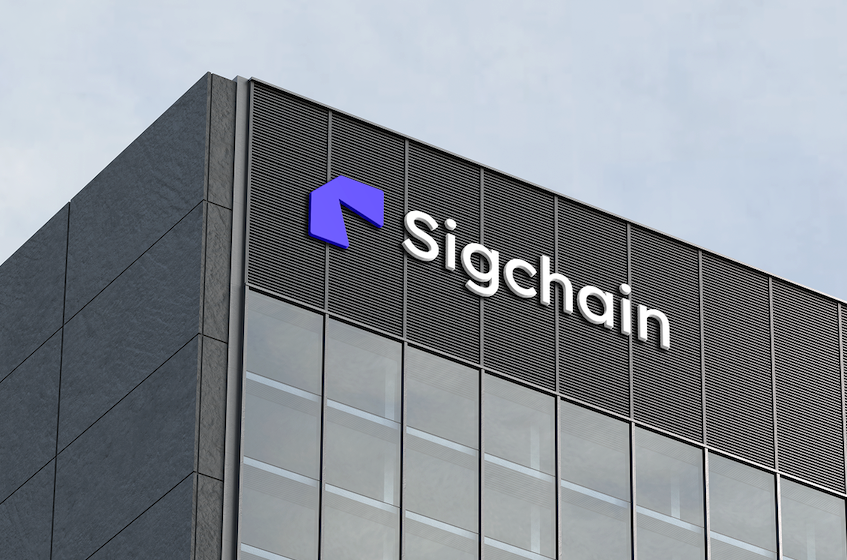 过度硬核的科技公司LOGO设计创意有时会让品牌显得傲慢且疏离.png 过度硬核的科技公司LOGO设计创意有时会让品牌显得傲慢且疏离.png